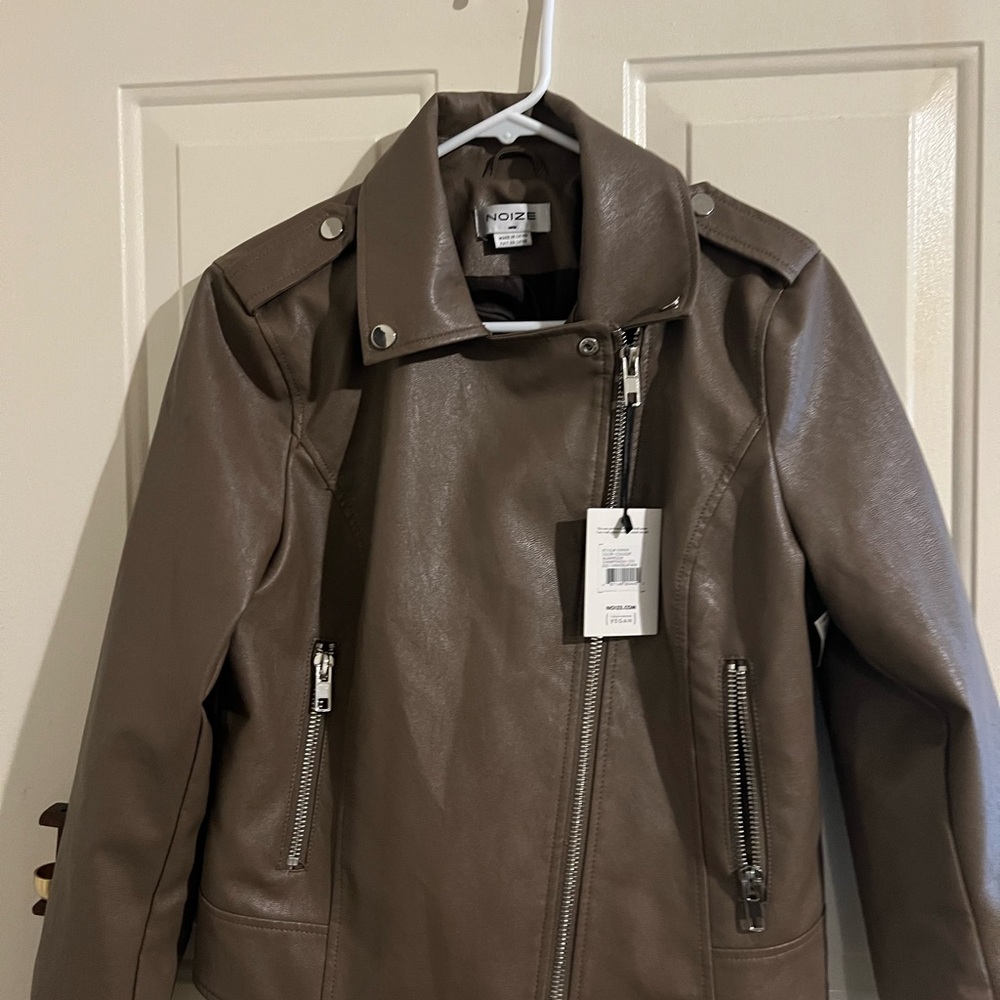 Noize Taupe Faux Leather Jacket, NWT, style Ivanna, Mushroom color, size Medium